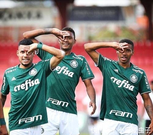 在英超赛场 在英超赛场