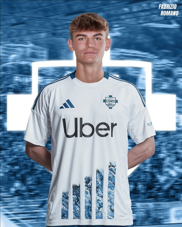 赛场故事的 赛场故事的